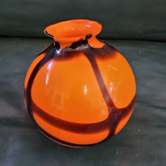 Kralik Czech Tango Orange Web Glass Vase – Bold Retro Statement Home Accent - Picture 5 of 9
